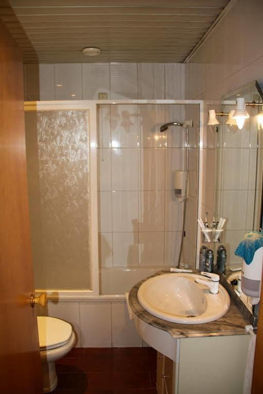Portucalense Bed & Breakfast Порто Екстериор снимка